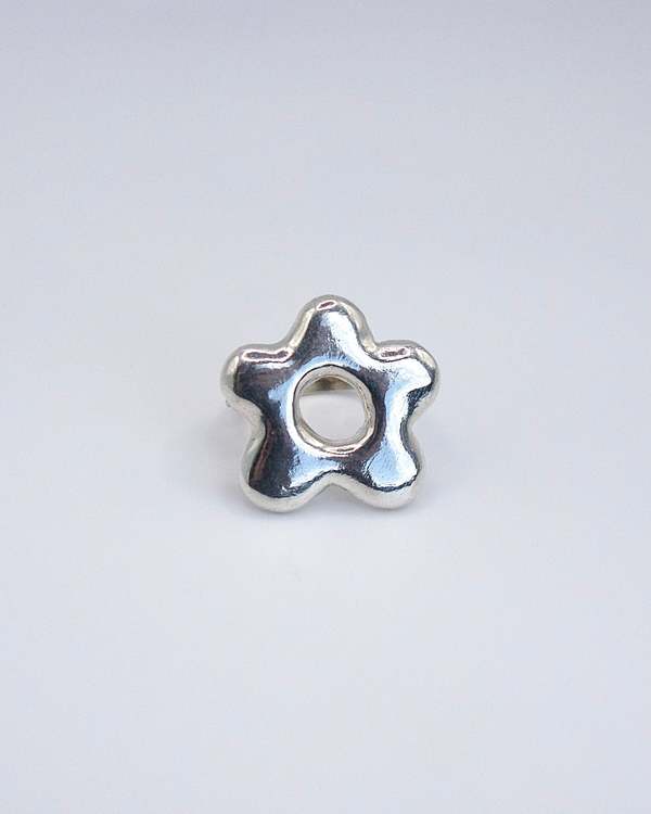 amemori Chunky Flower Ring