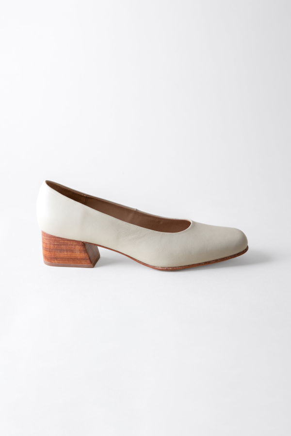 Huma Blanco Luisa Low Heel Heels