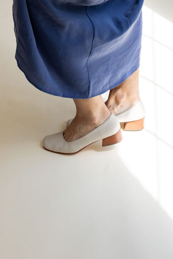 Huma Blanco Luisa Low Heel Heels