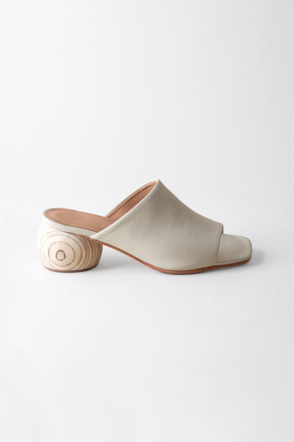 Huma Blanco Milla Mule