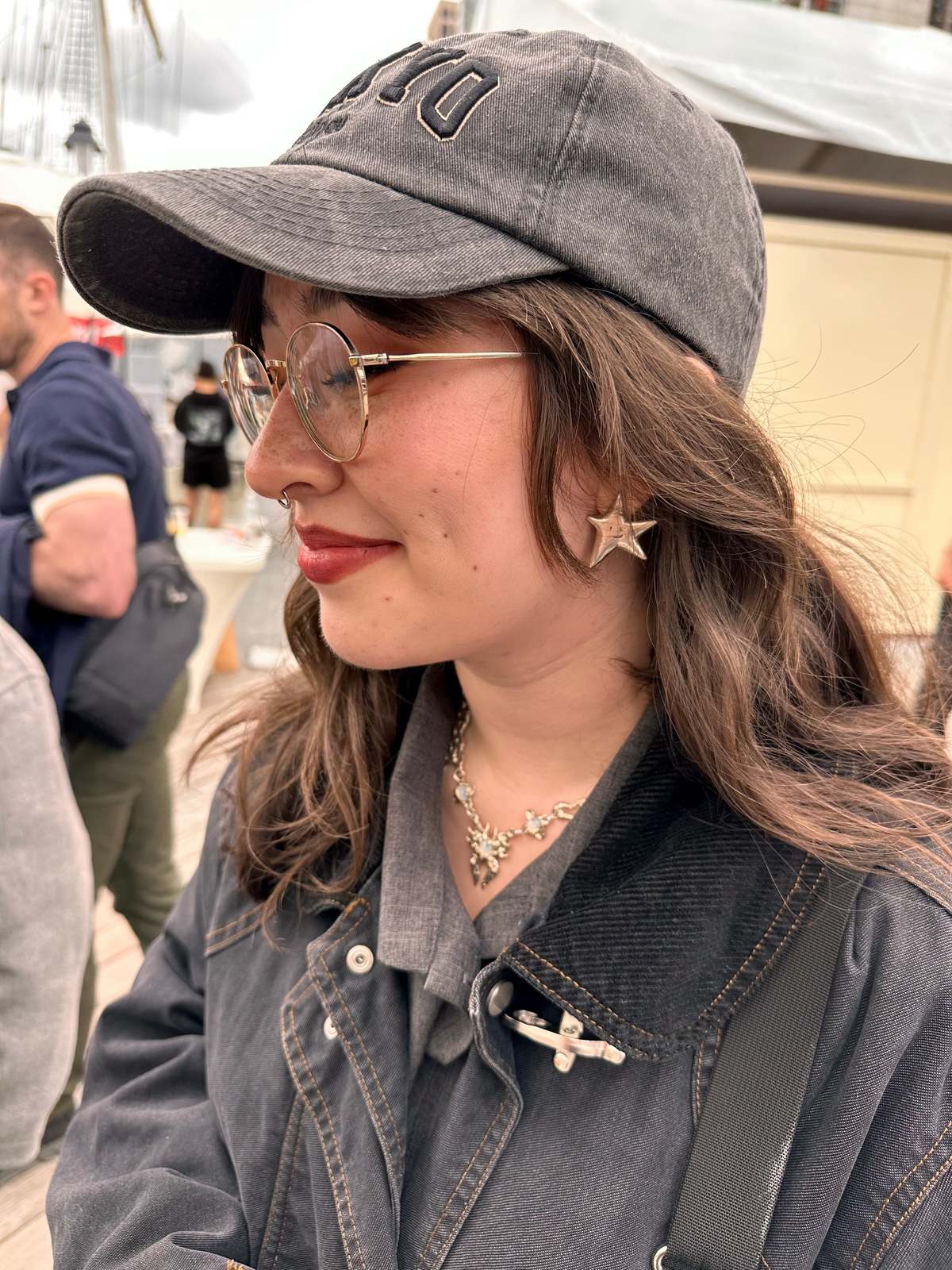 amemori Smiley Star Earring - Image 1 of 1