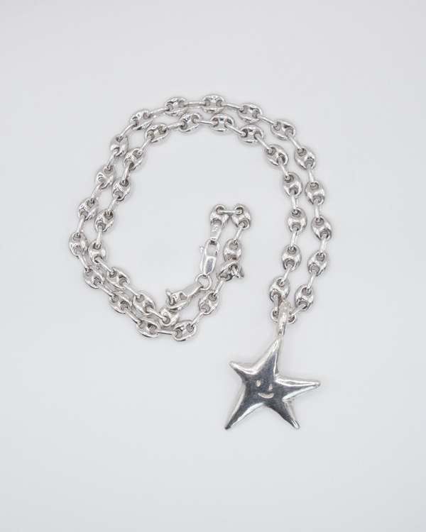 amemori Smiley Star Necklace