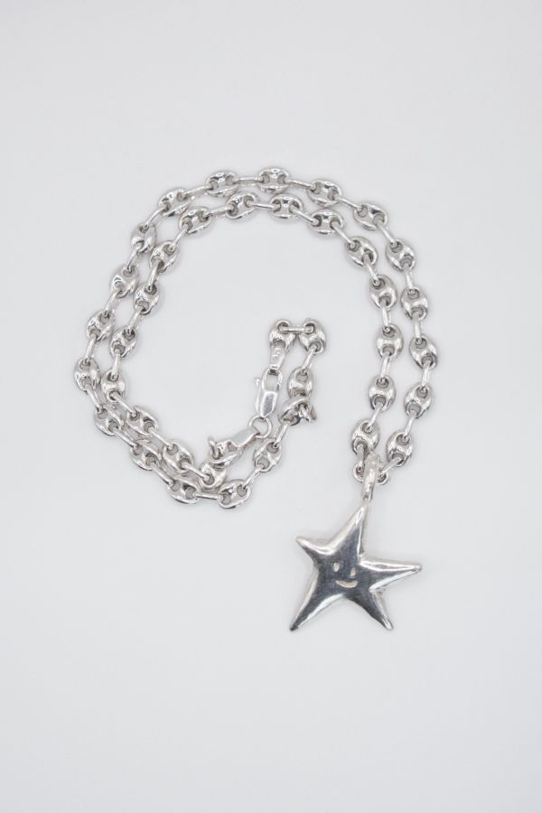 amemori Smiley Star Necklace