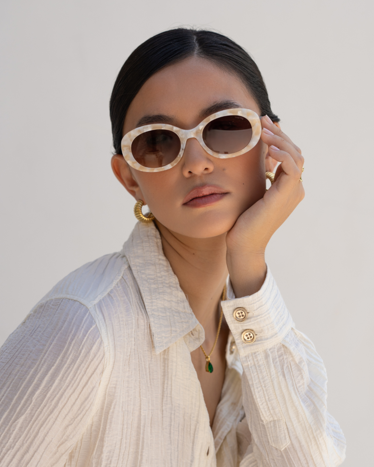 FREYRS Eyewear Aria Acetate Oval Sunglasses - Image 3 of 3