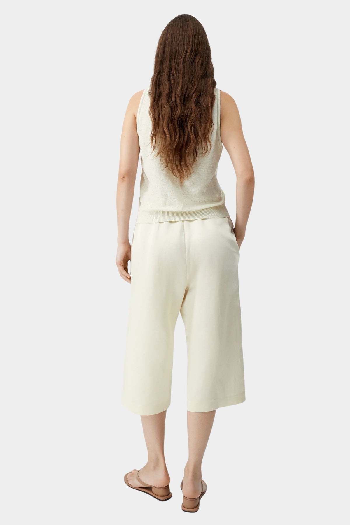 Cordera Satin Capri Pants - Marfil - Image 3 of 4