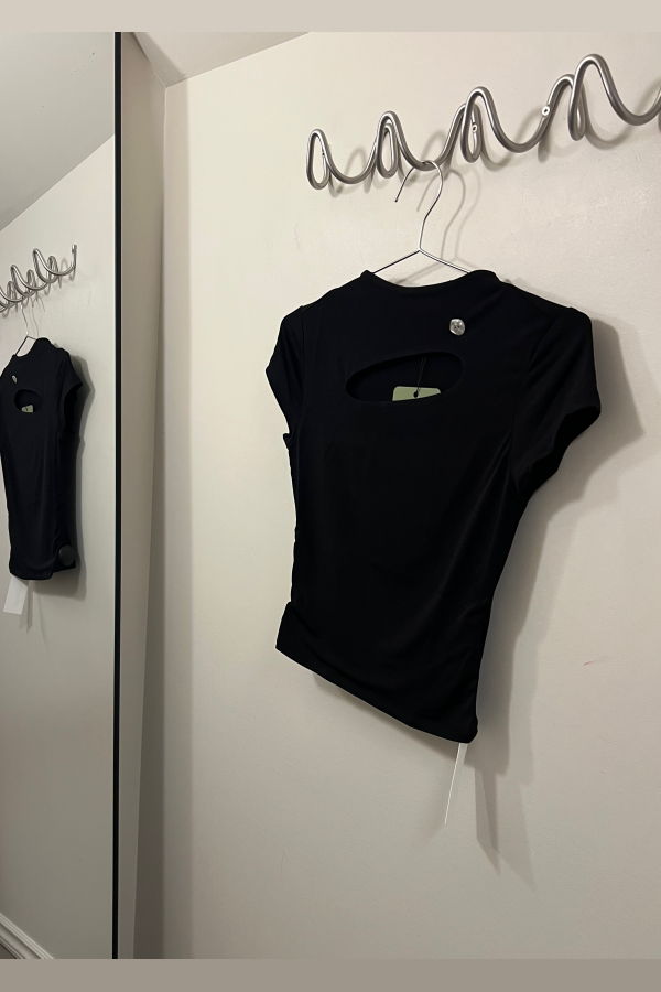 Woodrose Deli The Key Short Sleeve Top