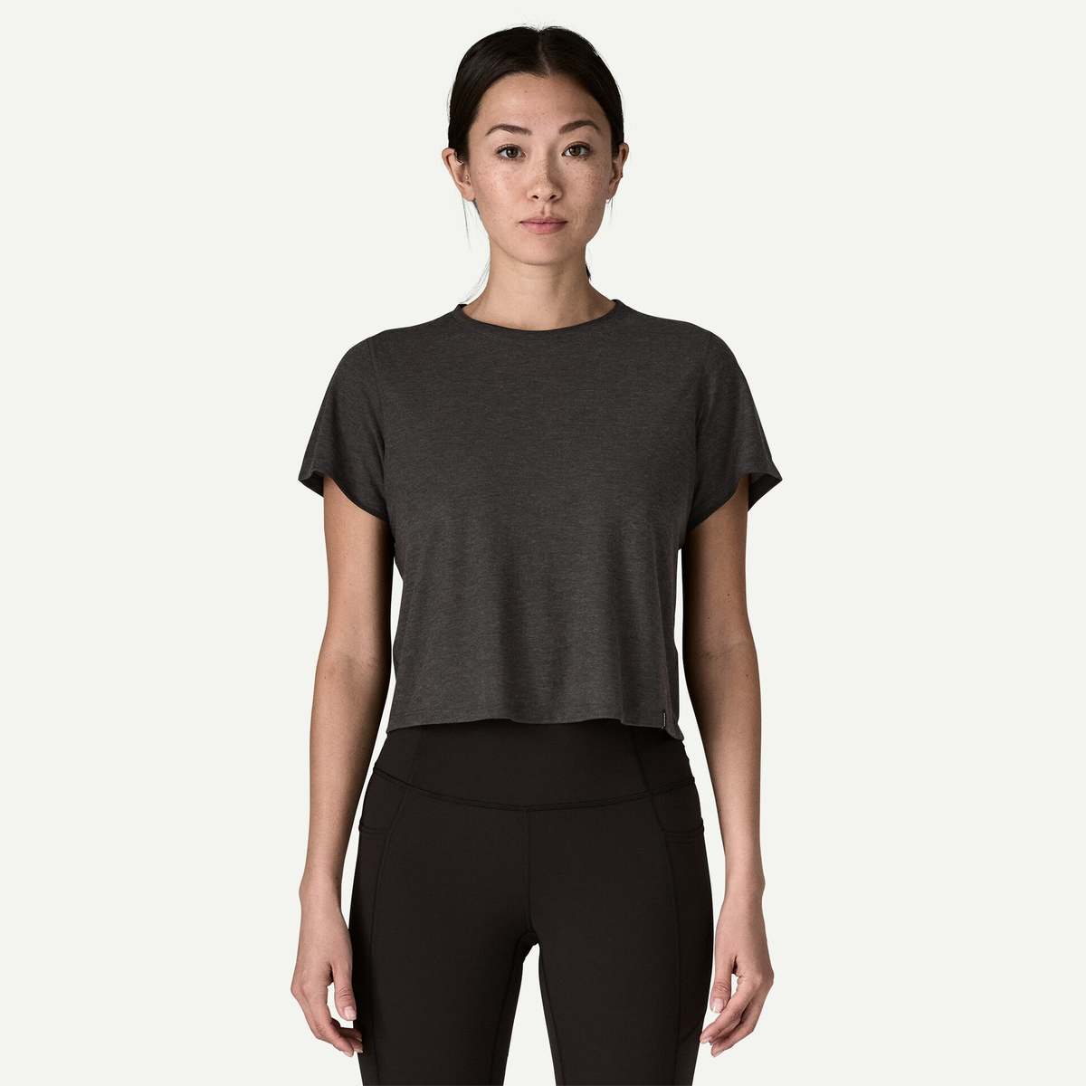 Patagonia Capilene Cool Trail Cropped Shirt - Ink Black - Image 2 of 3