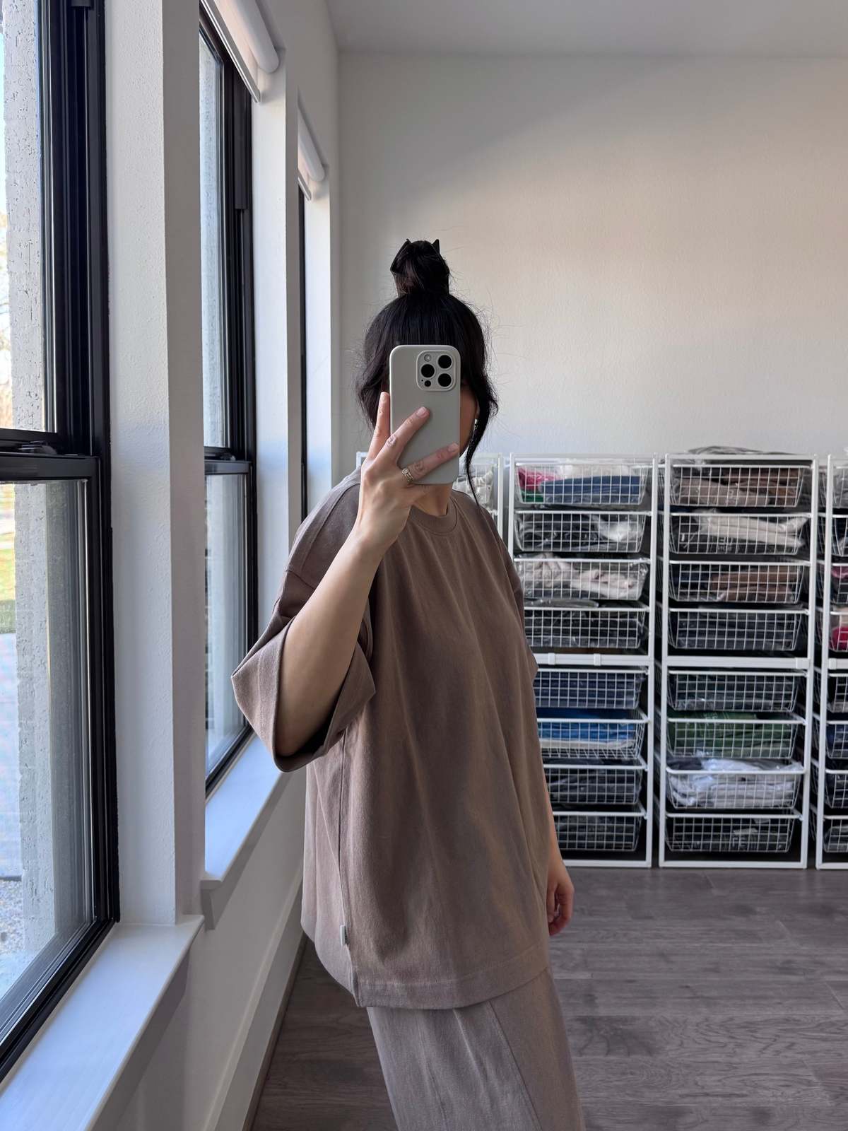 Le Bon Shoppe Jayden Tee - Image 5 of 8