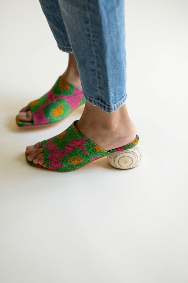 Huma Blanco Milla Mule Floral