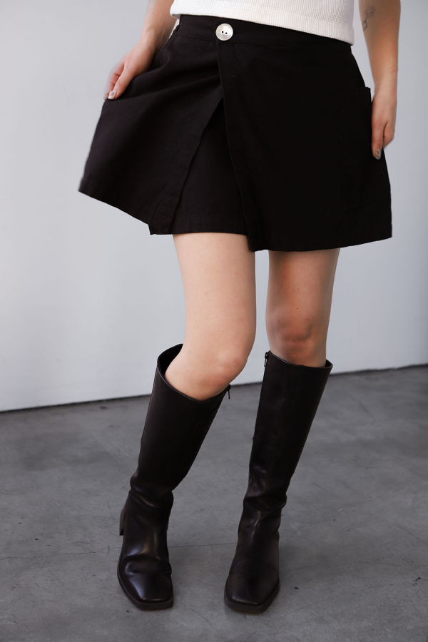 Noble Shell Utility Skort - Ash