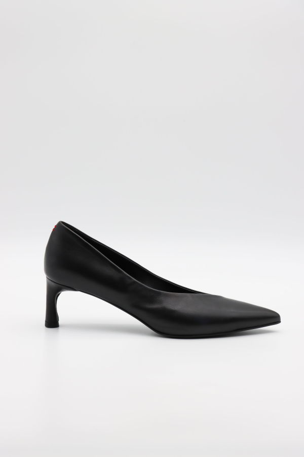 Halmanera Gil Kitten Heel Pump