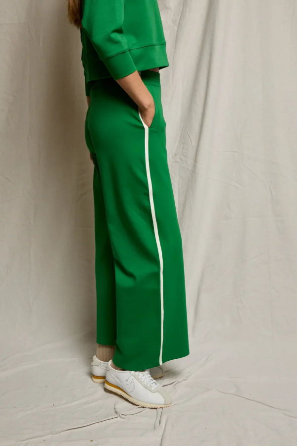 Perfect White Tee The Mikos Pant