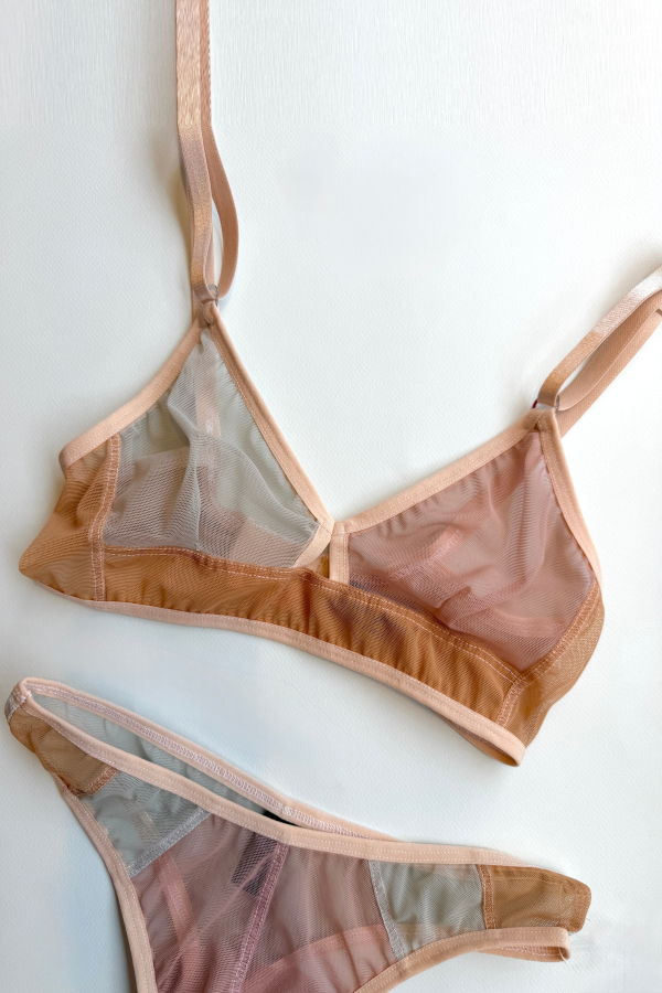 Bully Boy Brick Keyhole Wireless Bra - Blush Combo