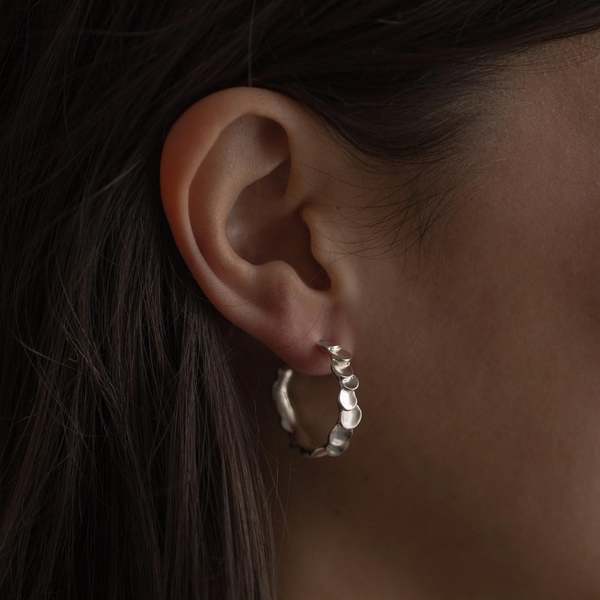 S.J. Crawford Jewelry cailles Hoops - Silver