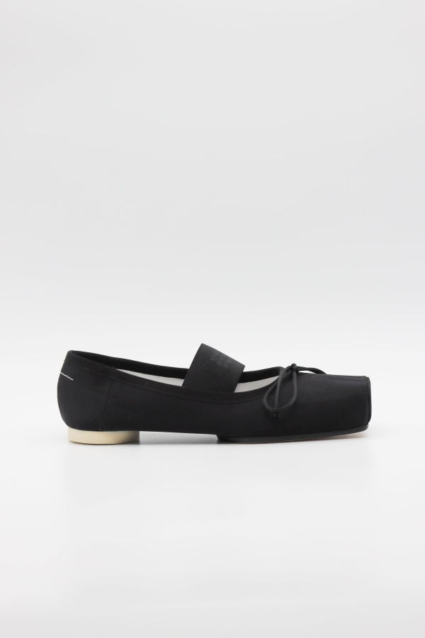 Maison Margiela Logo Ballet Flat - Black