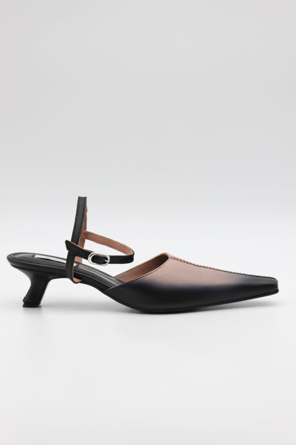 HVÓYA Nocturne Slingbacks Heels