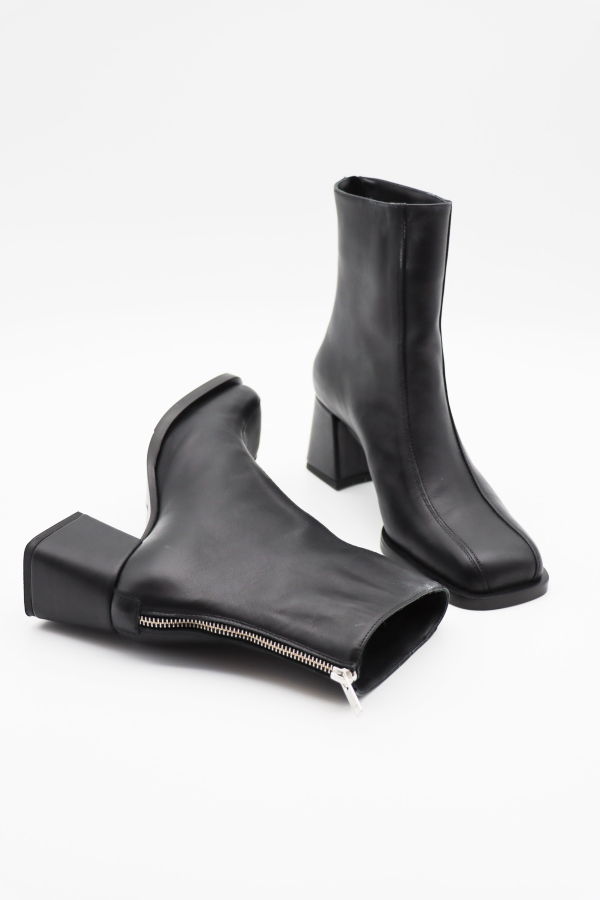 HVÓYA Twin Boots - Black