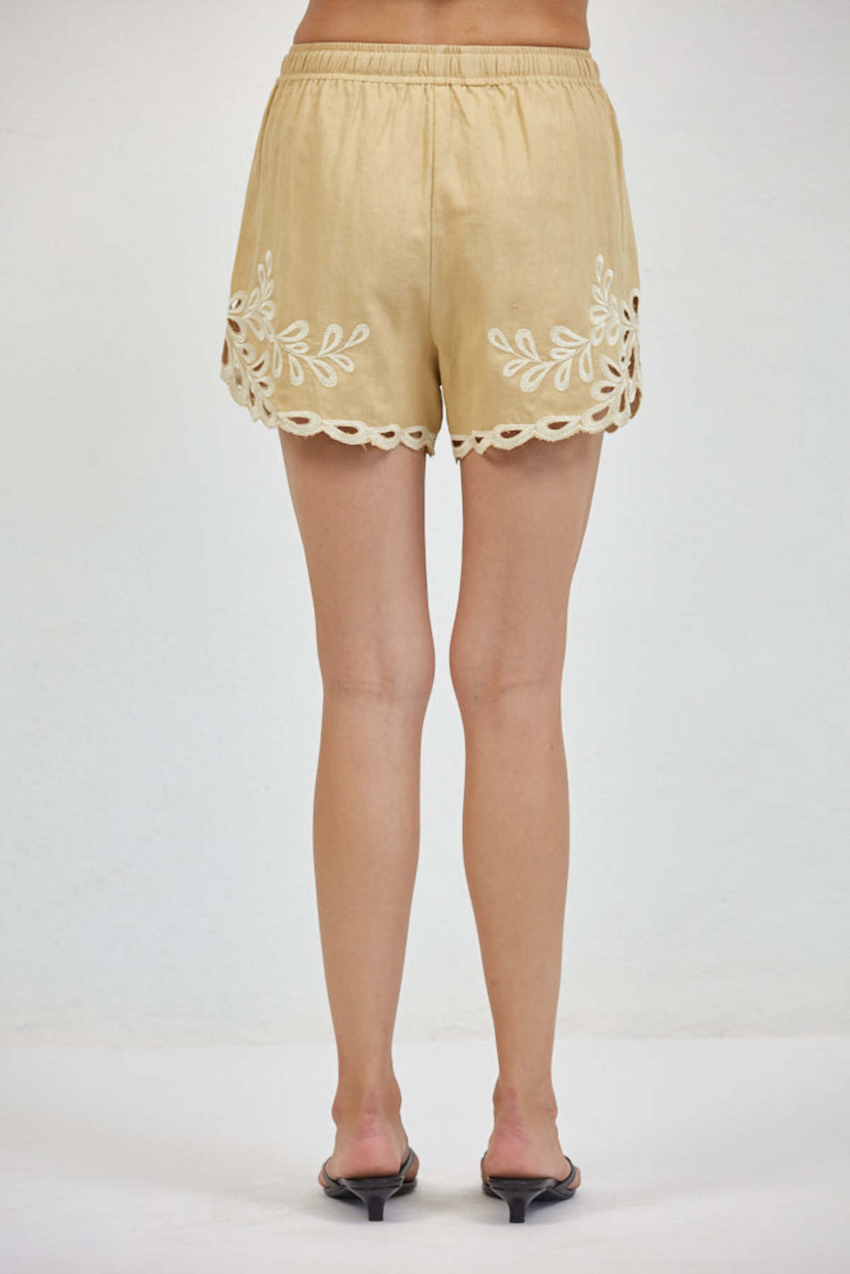 a. ren Evelyn Shorts - Image 3 of 5