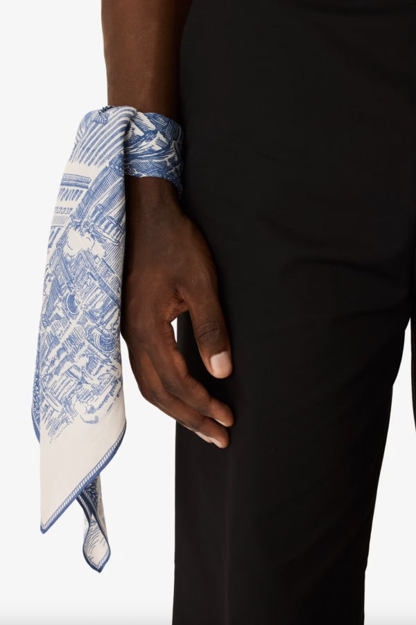 Inoui Editions Square 65 Piranesi Scarf