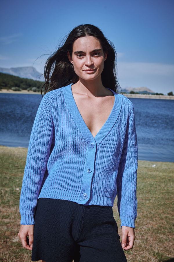 L'ENVERS Anna V-Neck in Organic Cotton Cardigan