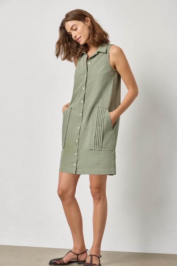 Lilla P. Sleeveless Pleat Pocket Dress