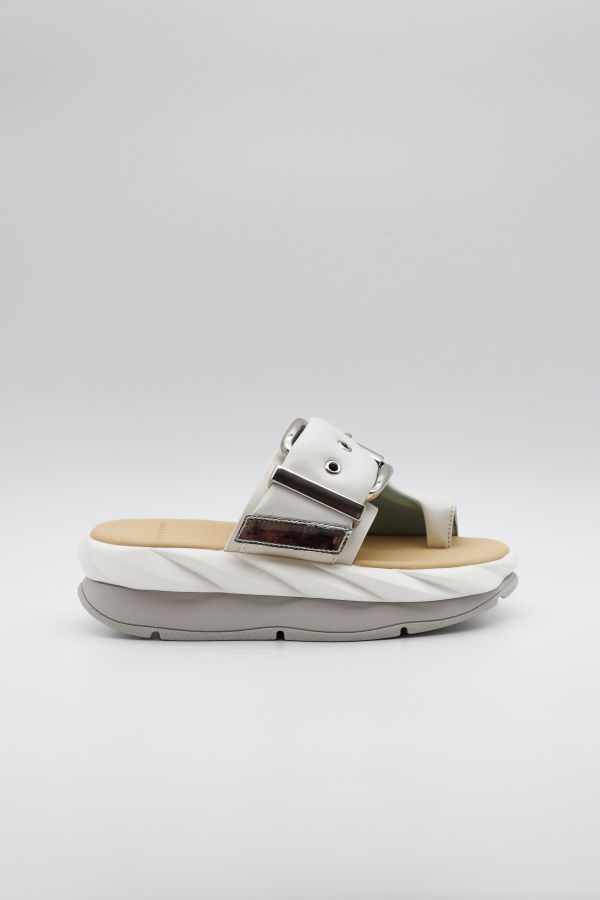 4CCCCEES Mellow Glow Sandals