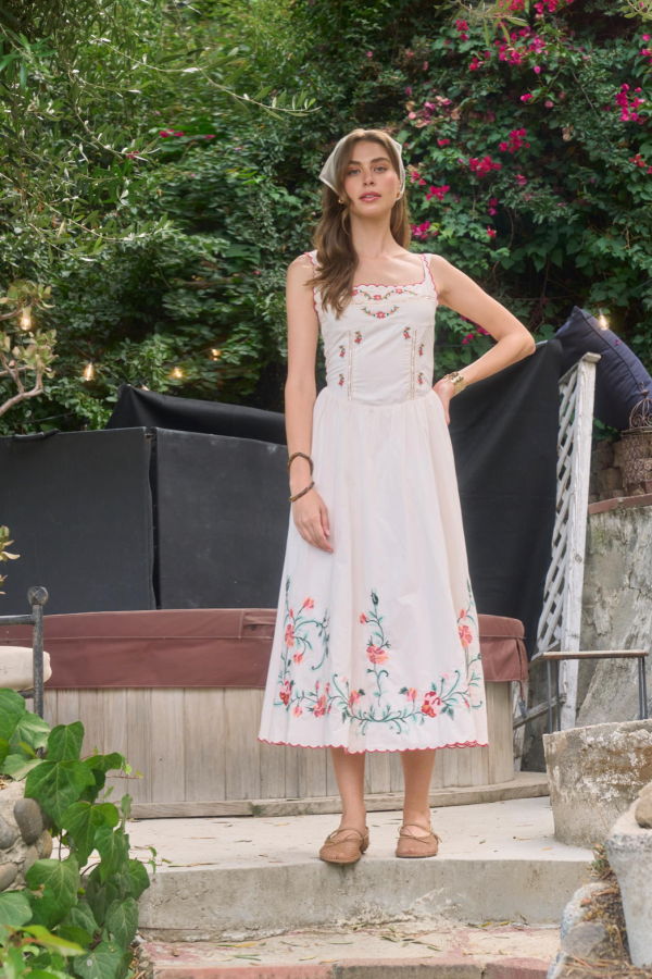 Moon River Scallop Edge Lace Trim Midi Dress - Ecru