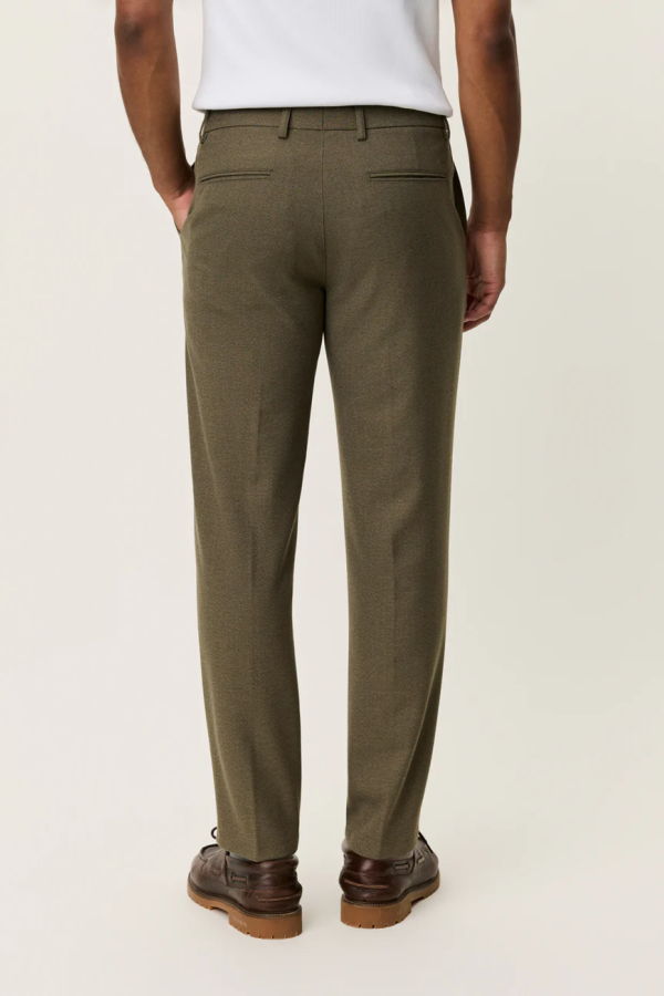 LES DEUX Como Reg Solid Pant