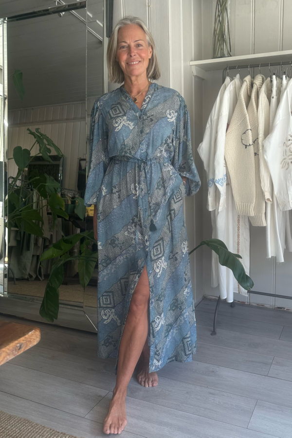 Maison Hotel Noor Dress