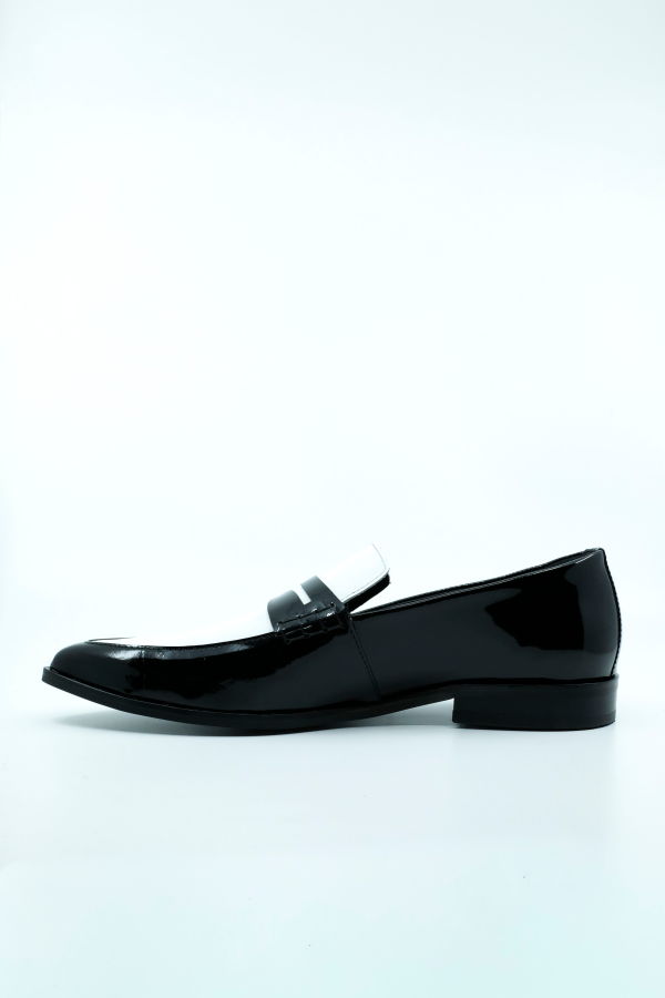 Ernest W. Baker Black & White Leather Sharp Toe Loafers
