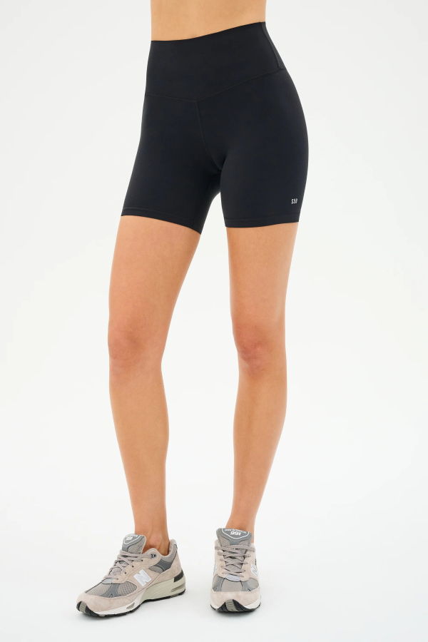 SPLITS 59 Airweight High Waist 6 Short - Black