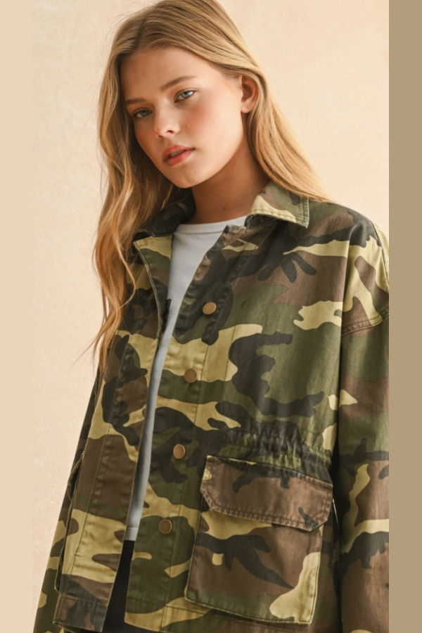 WAVEKELLY Camouflage Printed Jacket - Green Camo