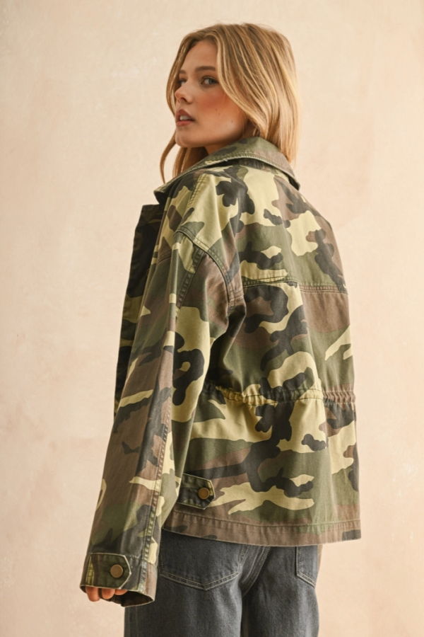 WAVEKELLY Camouflage Printed Jacket - Green Camo