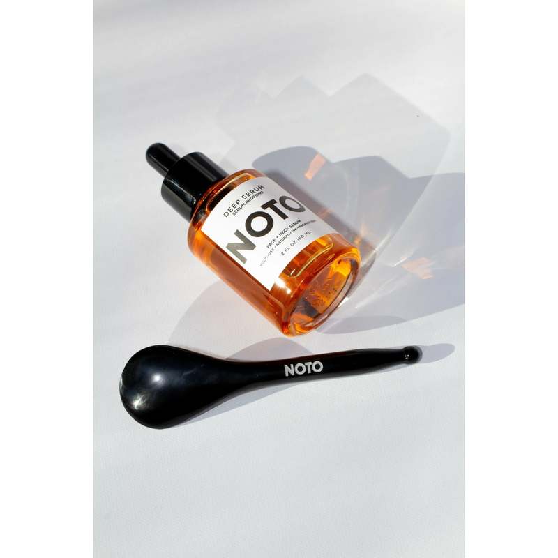 NOTO botanics Bian Stone Facial Tool