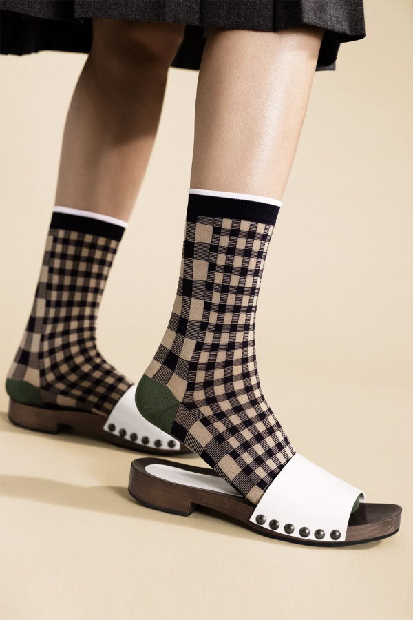 Hansel from Basel Patty Crew Socks - Taupe