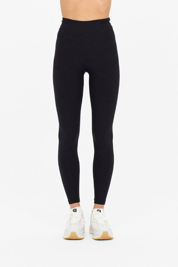 The Upside Peached 25in Pocket Midi Pant Legging - Black