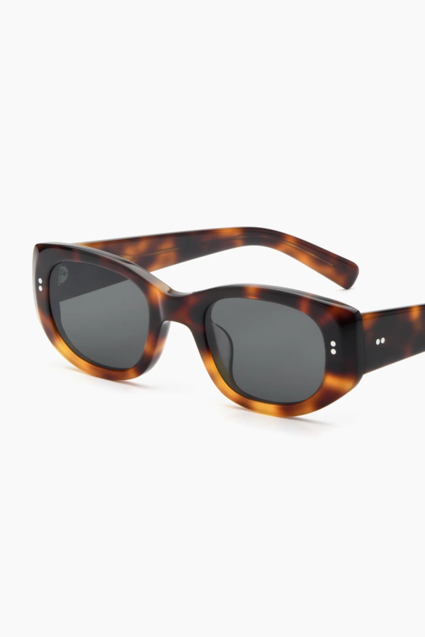 AKILA Silvia Sunglasses