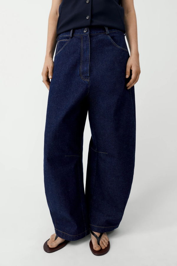 Cordera Curved Baggy Jeans - Denim