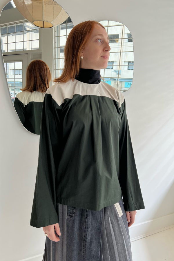 SC103 Compass Blouse