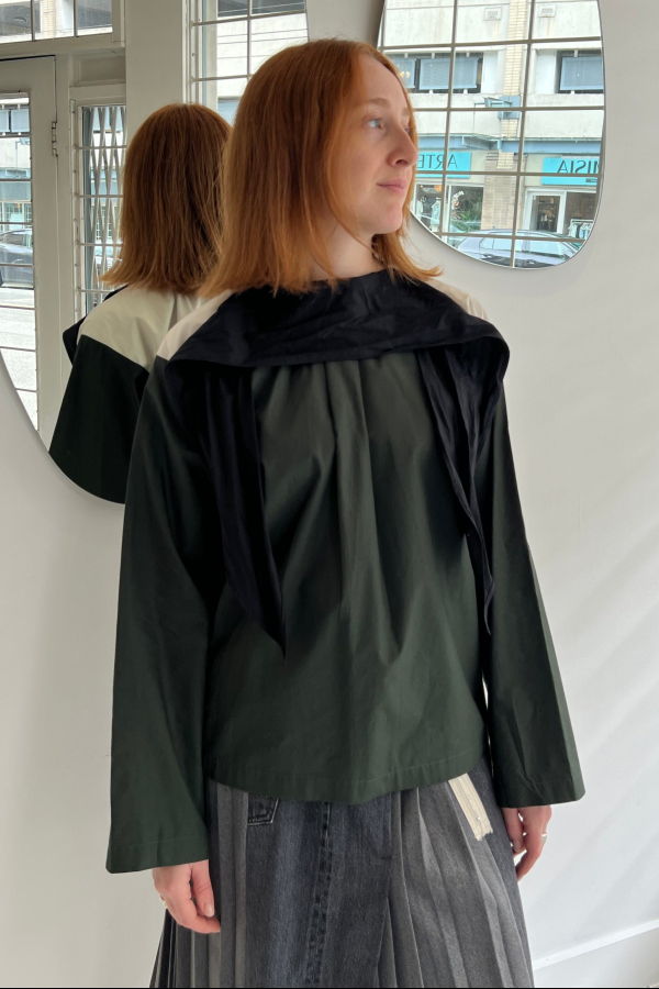 SC103 Compass Blouse