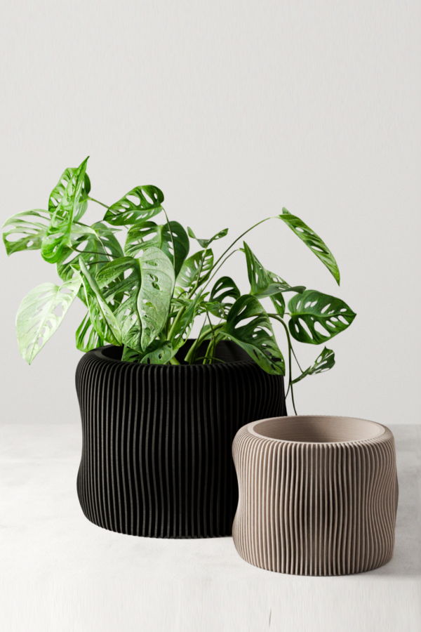 Modernized Pottery Bubbly Planter