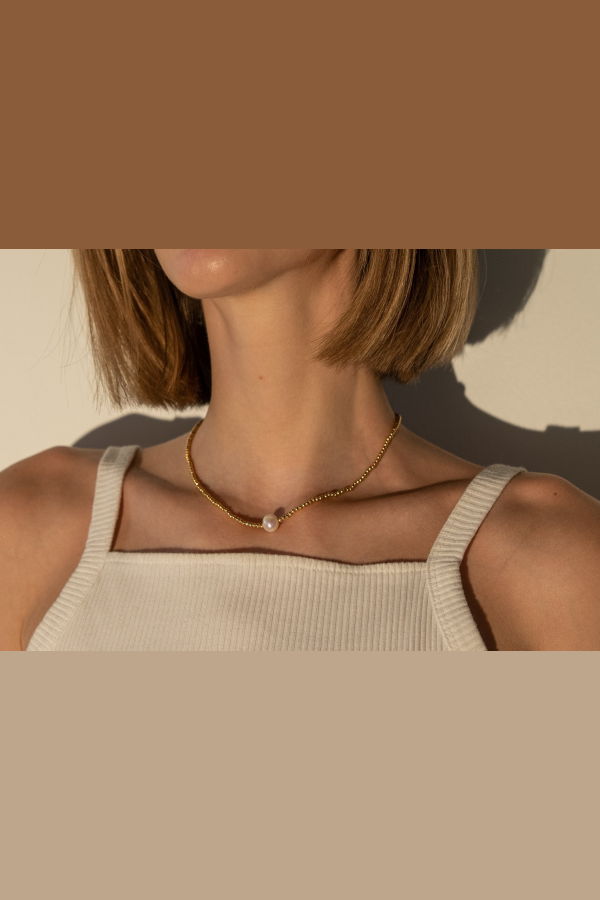 Milk & Rose Adella Pearl Necklace