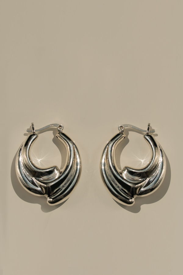 Milk & Rose Aura Hoops