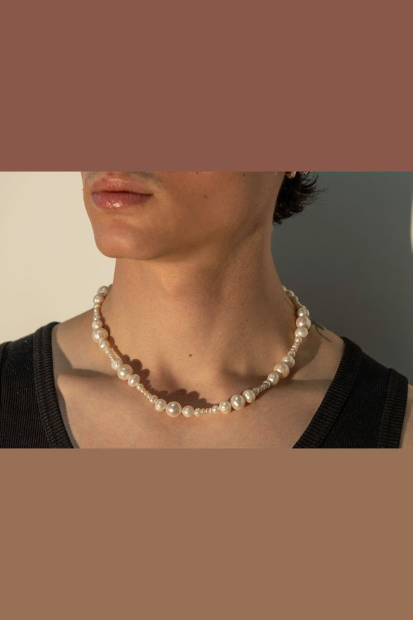 Milk & Rose Balancing Act Pearl Necklace