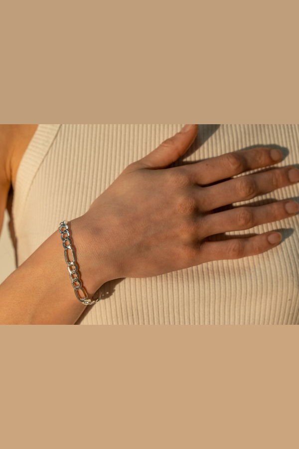 Milk & Rose Chunky Figaro Bracelet