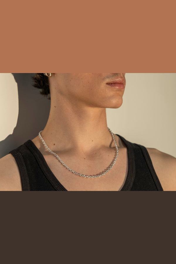 Milk & Rose Club Chain Necklace