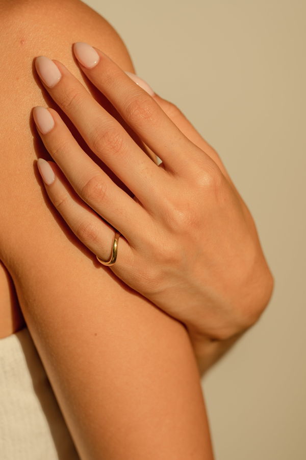 Milk & Rose Low Tide Ring