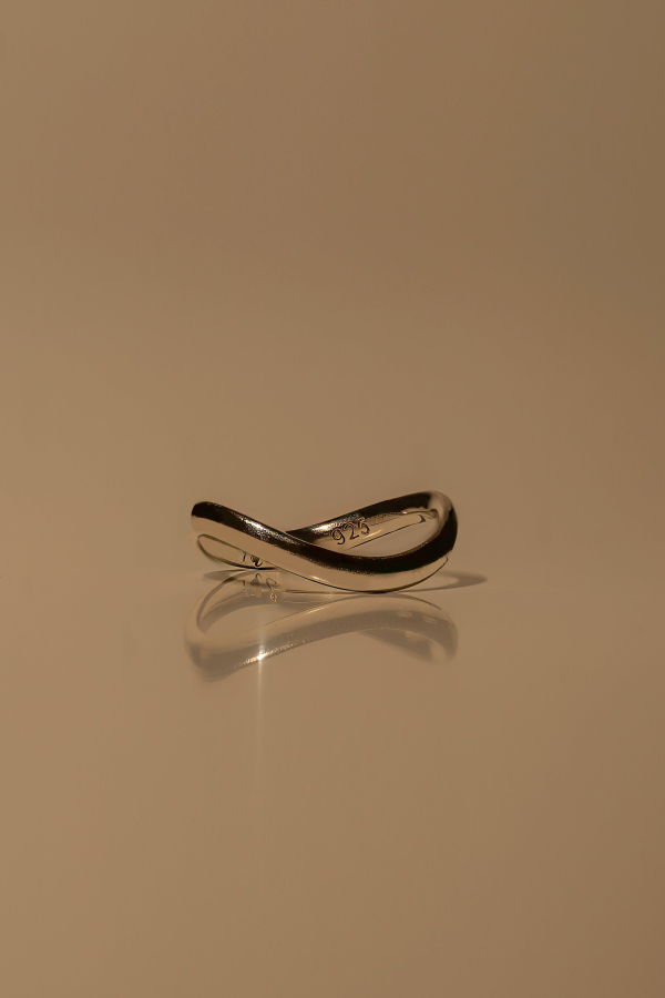 Milk & Rose Low Tide Ring