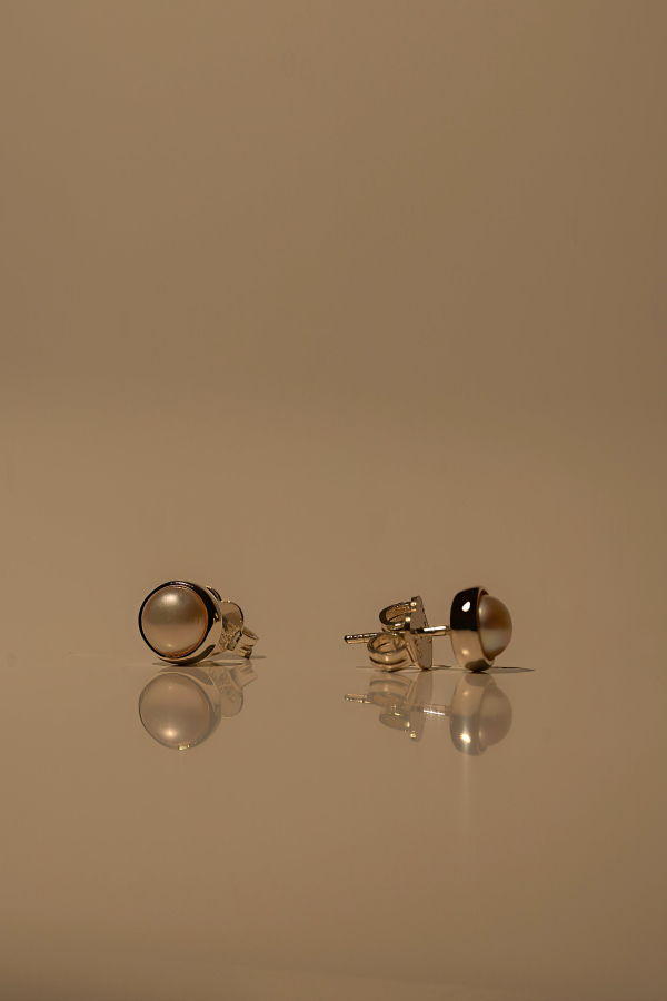 Milk & Rose Pearl Studs