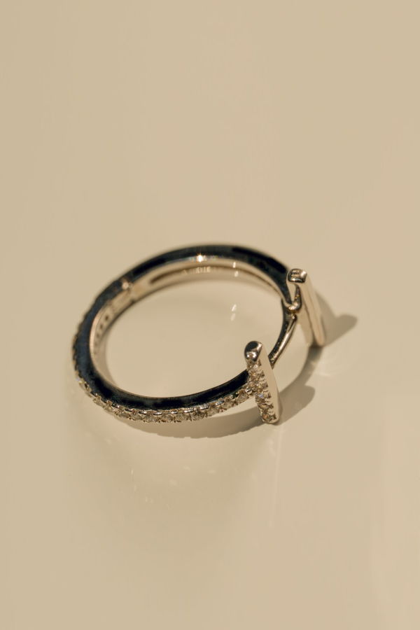 Milk & Rose Taylor Hoop Single Earring